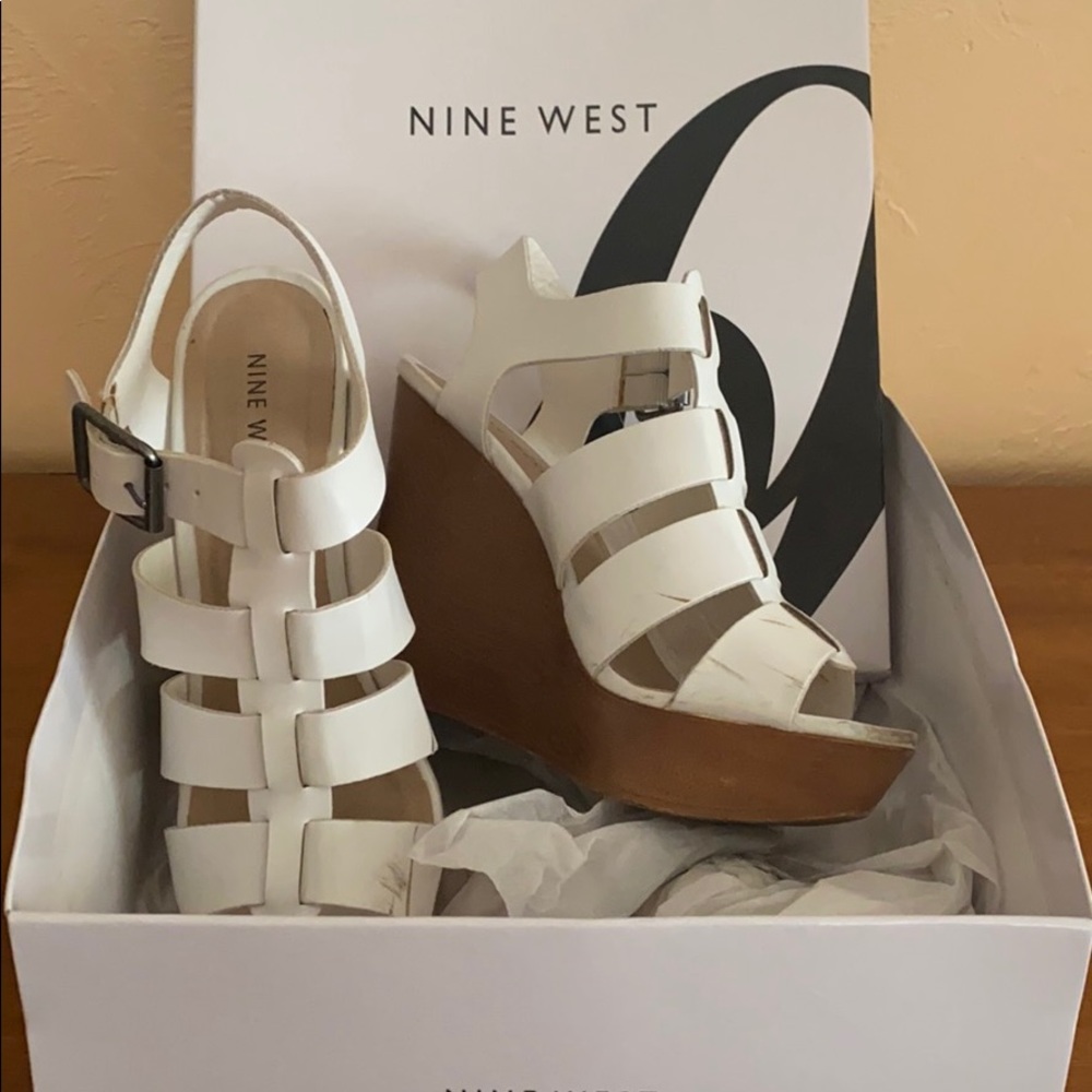 White wedges